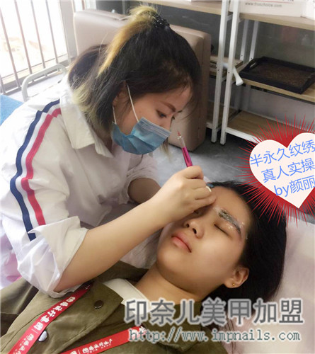 美甲加盟,美甲品牌,印奈儿美甲,签约报道 美甲加盟,美甲品牌,印奈儿美甲,签约报道
