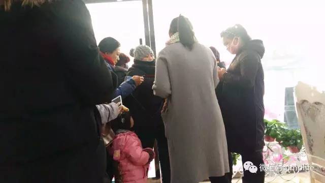 美甲手足护理机构盛大开业,高端 美甲手足护理机构盛大开业,高端