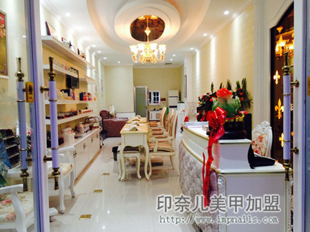 美甲加盟店经营