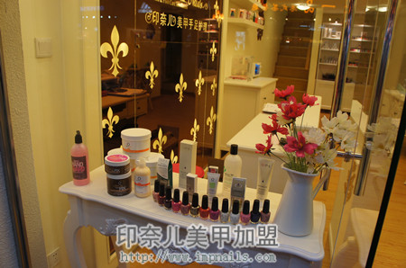 美甲店怎么选择经营产品