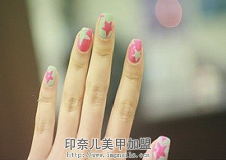 彩绘美甲图片