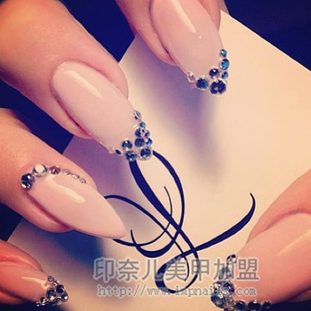 亮片美甲图片
