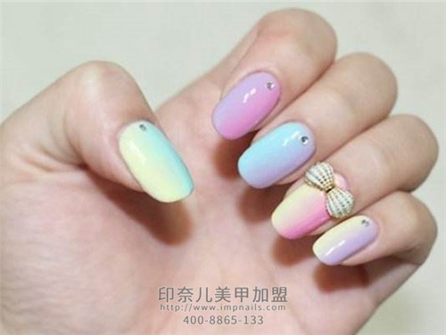 美甲加盟,美甲培训,美甲图片,美甲教程印奈儿美甲丨糖果色渐变个性美甲图片 美甲加盟,美甲培训,美甲图片,美甲教程印奈儿美甲丨糖果色渐变个性美甲图片